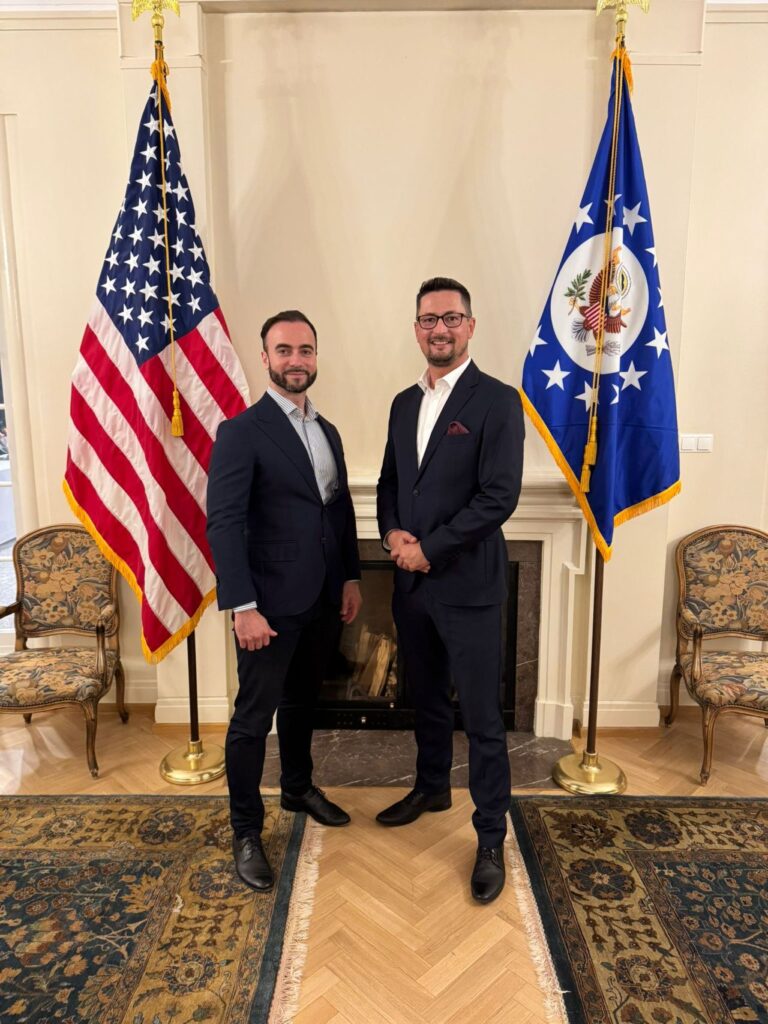 Solid Cyber w ambasadzie USA